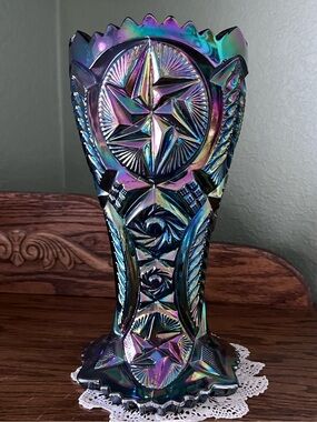 Vintage L.E. Smith Nortec Black Amethyst Carnival Glass Vase Iridescent 9”